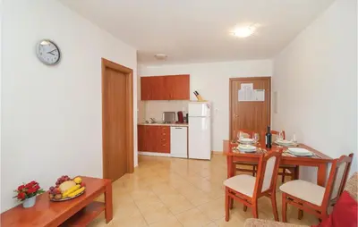 Kuhinja ili čajna kuhinja u objektu Apartment Supetar 44