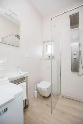 Kupaonica u objektu Apartments Salsa
