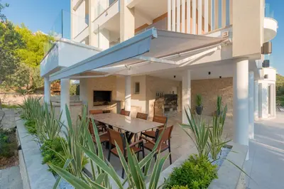 Zgrada u kojoj se nalazi apartman
