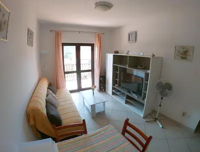 TV i/ili zabavni centar u objektu Apartmani Roić