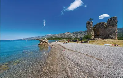 Tlocrt objekta 9 Bedroom Awesome Home In Starigrad