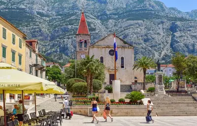 Pogled na planine ili pogled na planine iz apartmana