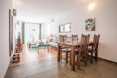 Tlocrt objekta Zlatni Bol Apartments