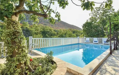 Bazen u objektu Holiday Home Kucice 34 ili u blizini