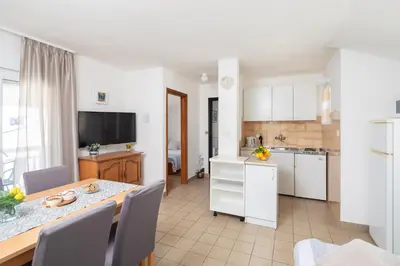Kuhinja ili čajna kuhinja u objektu Vista Blue Apartments