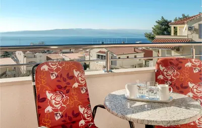 Balkon ili terasa u objektu Lovely Apartment In Baska Voda