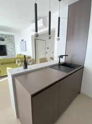 Kuhinja ili čajna kuhinja u objektu Luxury apartment with jacuzzi