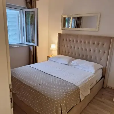 Bigger group Apt next to the beach