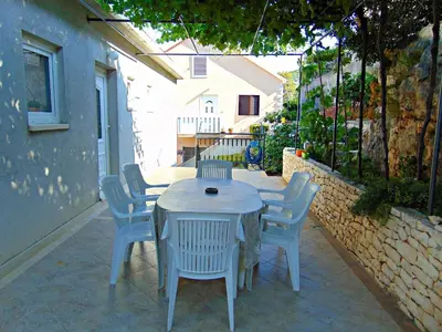 Zgrada u kojoj se nalazi apartman