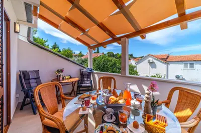 Balkon ili terasa u objektu Holiday Home Dalmatinka - 20m From the Beach