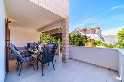 Balkon ili terasa u objektu Holiday Home Dalmatinka - 20m From the Beach