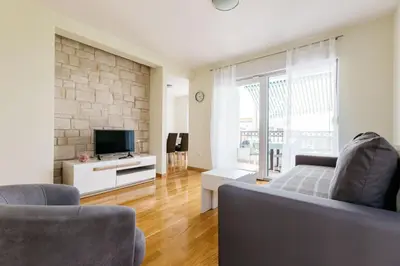 TV i/ili zabavni centar u objektu Apartment Zelenika