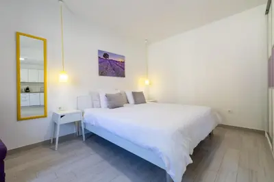 Tlocrt objekta Apartments with a parking space Hvar - 22023