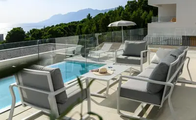 Bazen u objektu Modern luxury villa Dreams of Dalmatia 1 ili u blizini
