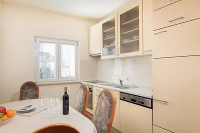 Kuhinja ili čajna kuhinja u objektu Filip Apartments - Free parking
