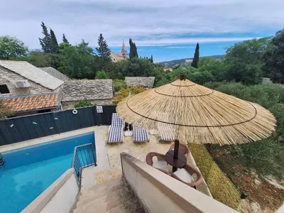 Bazen u objektu Holiday Home Carpe Diem ili u blizini