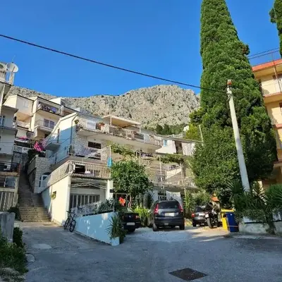 Apartments by the sea Omis - 21590