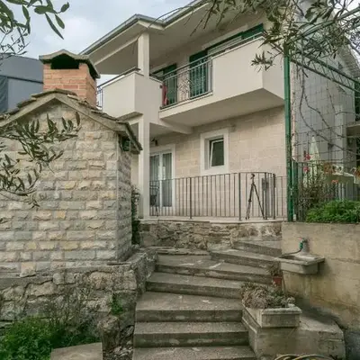 Apartments by the sea Podstrana