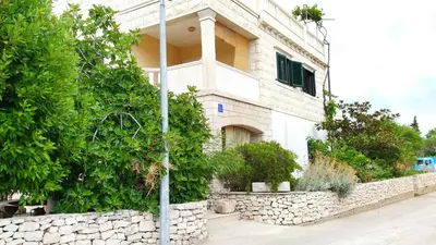 Zgrada u kojoj se nalazi apartman