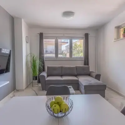 Bright & Modern 2BD apartment in Stobreč