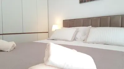 Krevet ili kreveti u jedinici u objektu Split Terrace & Free Parking Apartment