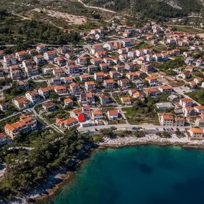 Apartments by the sea Postira