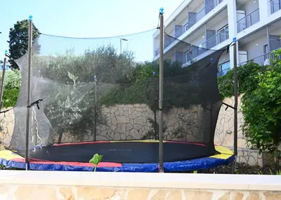 Bazen u objektu Hvar Villa Malisko Apartments ili u blizini