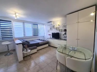 Kuhinja ili čajna kuhinja u objektu Omiš centar studio apartment