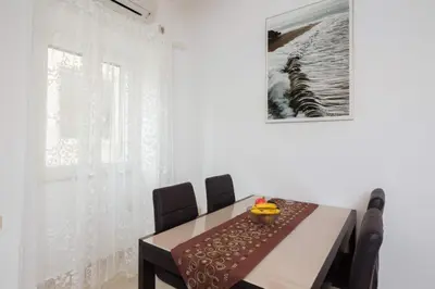 Tlocrt objekta Apartment Riva Mare with Sea View in the center
