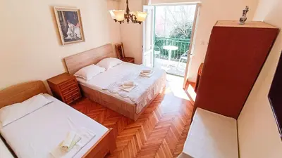 Krevet ili kreveti u jedinici u objektu Apartments Ines - 15 meters from the beach