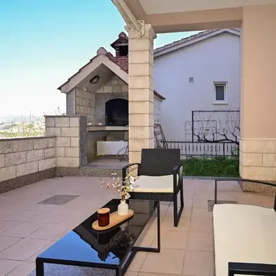 AMI Apartment Strožanac