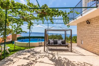 Bazen u objektu Holiday Home Omindula ili u blizini
