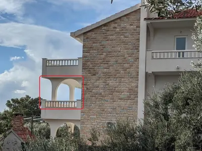 Zgrada u kojoj se nalazi apartman
