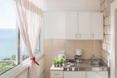 Kuhinja ili čajna kuhinja u objektu VILLA NADA, A2 plus 1