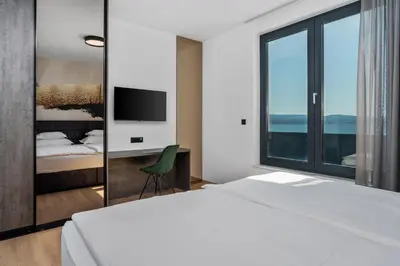 Krevet ili kreveti u jedinici u objektu Luxury Omis Villa Sunset Paradise 5 Bedrooms Breathtaking Views