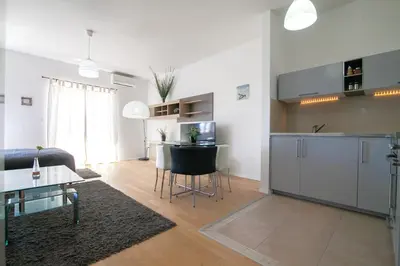 Kuhinja ili čajna kuhinja u objektu Brattia Studio Apartment