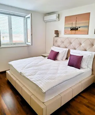 Krevet ili kreveti u jedinici u objektu “Gajeta” 2- bedroom apartment with sea view