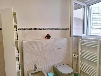 Kupaonica u objektu “Gajeta” 2- bedroom apartment with sea view