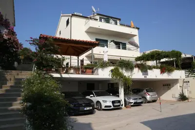 Zgrada u kojoj se nalazi apartman