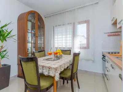 Kuhinja ili čajna kuhinja u objektu Roza