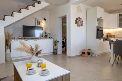 Kuhinja ili čajna kuhinja u objektu Holiday house Mila