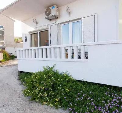 Balkon ili terasa u objektu House Fjaka