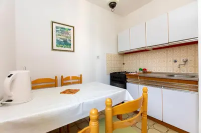 Kuhinja ili čajna kuhinja u objektu Apartment Mirja