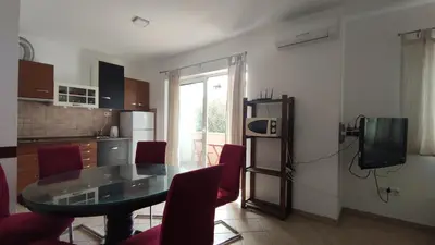 Kuhinja ili čajna kuhinja u objektu Mazuran2