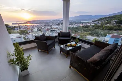 Pogled na planine ili pogled na planine iz apartmana