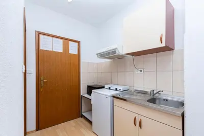 Kuhinja ili čajna kuhinja u objektu Apartments Horizont