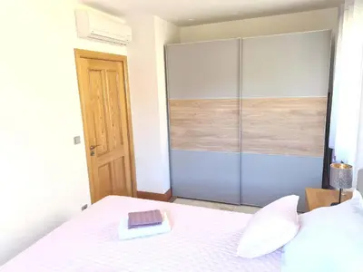 Krevet ili kreveti u jedinici u objektu Swimming pool apartment 400m to beach - Apt Noa