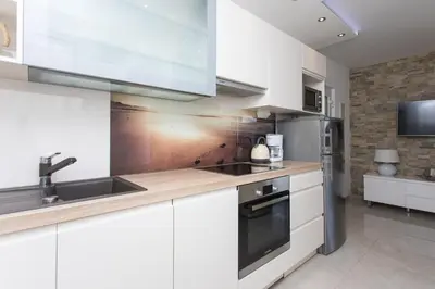 Kuhinja ili čajna kuhinja u objektu Apartments Villa Nena