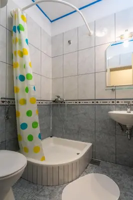 Kupaonica u objektu Relaxing and cozy apartments with pool Sara&Nino