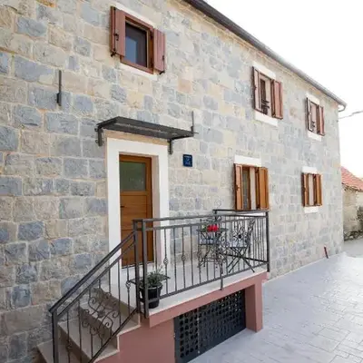 Stone house Oršulica